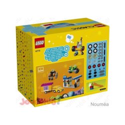 LA BOITE DE BRIQUE ET DE ROUES LEGO 10715